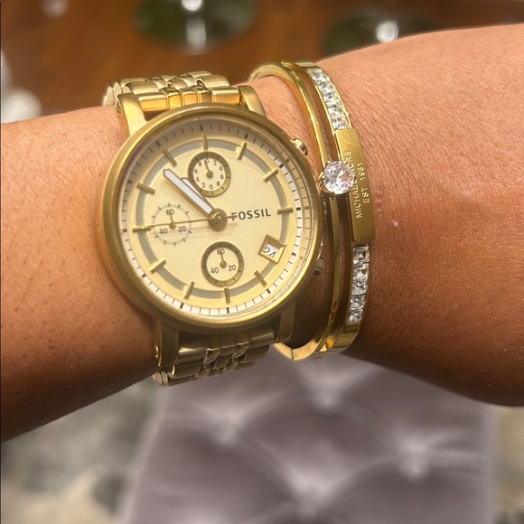 Fossil Gold-Tone Chronograph Watch - Picture 14 of 16